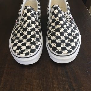 Rare Snoopy checkerboard Vans.